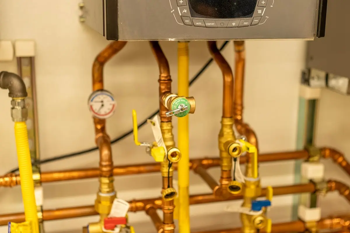 Licensed technician providing Slab Leak Repair for a homeowner in Burbank